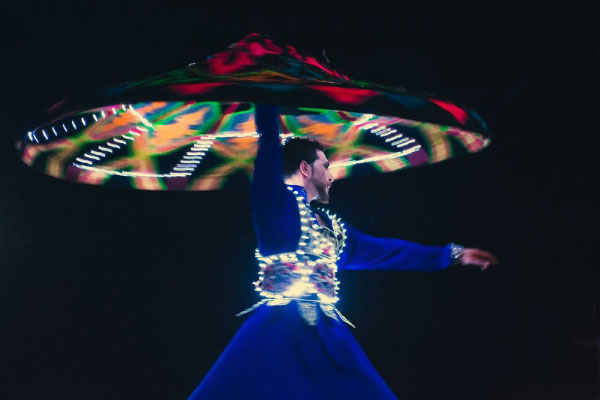 tanoura-dance-show-cruise