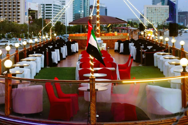 upper-deck-oberoi-cruise-dubai