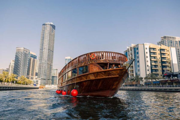 vip-dhow-cruise-marina